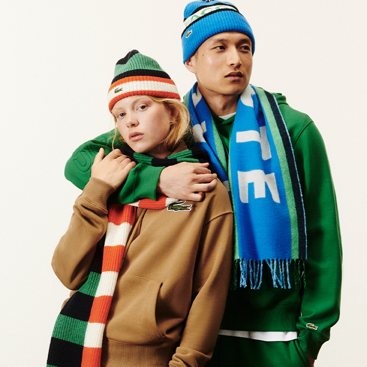 Stilinizi tamamlayacak aksesuar koleksiyonlarını occasion.com.tr’de keşfedin.