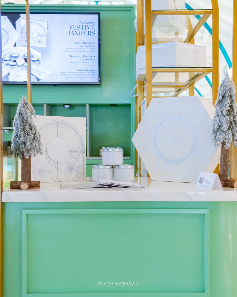 PlazaSenayan's tweet image. Fairmont Pop Up Booth is now available at Plaza Senayan, Level 3, until December 29. Savor delicious cakes made with love for your Christmas treats.

Don't miss out on these sweets!

#WhatsOnPlazaSenayan #PlazaSenayan #Fairmont