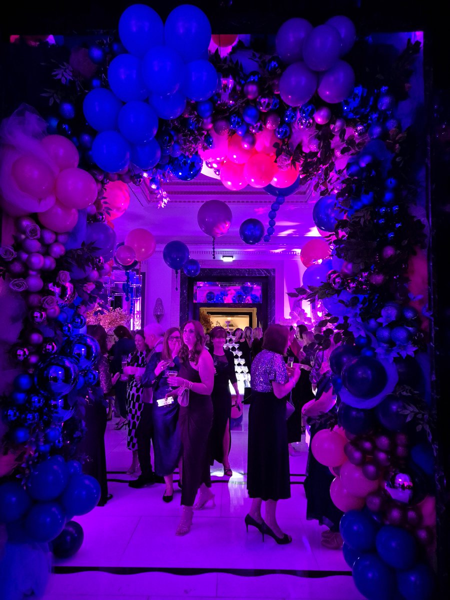 Reigate Travel tweet media