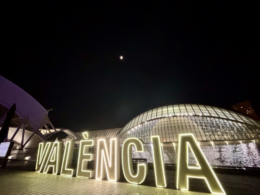 trace_horizon's tweet image. 🚀 TRACE 4th Plenary Meeting kicks off in Valencia!

Two days of collaboration hosted by @RobotnikRobots   to refine the TRACE platform. 

Key agenda:
✅ End-to-end platform reviews
✅ Logistics company integration (GUIs + APIs)
✅ Component progress presentations

 #TRACEproject