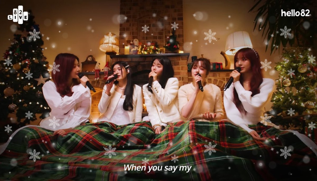 ki_tttyy's tweet photo. FIFTY FIFTY ❤️💚
#82Live_FIFTYFIFTY
#FIFTYFIFTYxhello82
#FIFTYFIFTY #hello82 @hello82official
🎄 https://t.co/Etcj1kKZTX https://t.co/7XDn163Uew