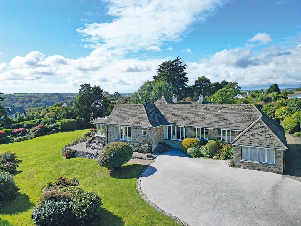 LillicrapChilcott tweet media