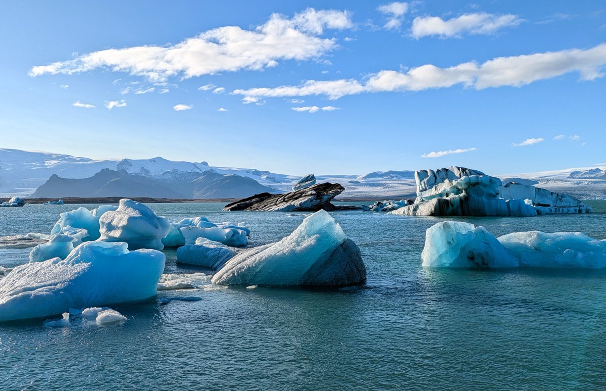 Dr Caroline Clason (@caroline_clason) on Twitter photo A great opportunity at a fantastic department - Assistant Professor in Physical Geography <a href="/GeogDurham/">Geography at Durham</a>. We are looking for candidates with expertise in ice sheets and glaciers that will complement and extend our current work. Closing date 12th January. durham.taleo.net/careersection/… A great opportunity at a fantastic department - Assistant Professor in Physical Geography <a href="/GeogDurham/">Geography at Durham</a>. We are looking for candidates with expertise in ice sheets and glaciers that will complement and extend our current work. Closing date 12th January. durham.taleo.net/careersection/…