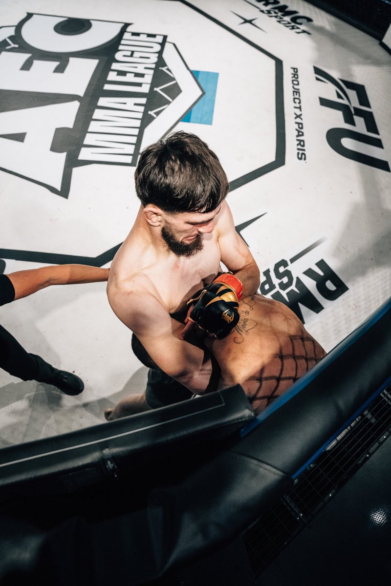 aec_mma's tweet photo. 📸 • Retour sur la victoire d’Alvi DASUYEV #AEC10 https://t.co/DG8vxxxznT
