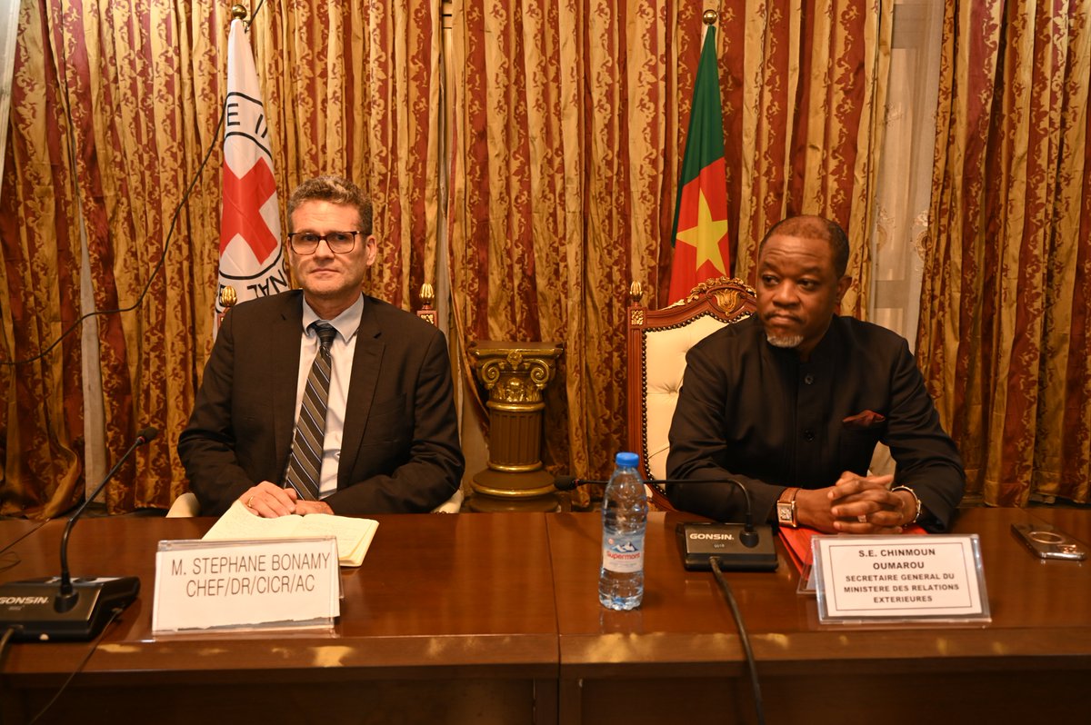 Du 27 au 28 novembre 2024, le <a href="/CICR_fr/">CICR</a>  à Yaoundé et la #CEEAC ont organisé la 1ère table ronde sous-régionale sur la mise en oeuvre du #DIH dans les États membres de la CEEAC, sous le patronage du #MINREX   du Cameroun. <a href="/diplocam_minrex/">Diplomatie Cameroun /Cameroon Diplomacy</a> <a href="/CEEAC_ECCAS/">CEEAC_ECCAS</a>