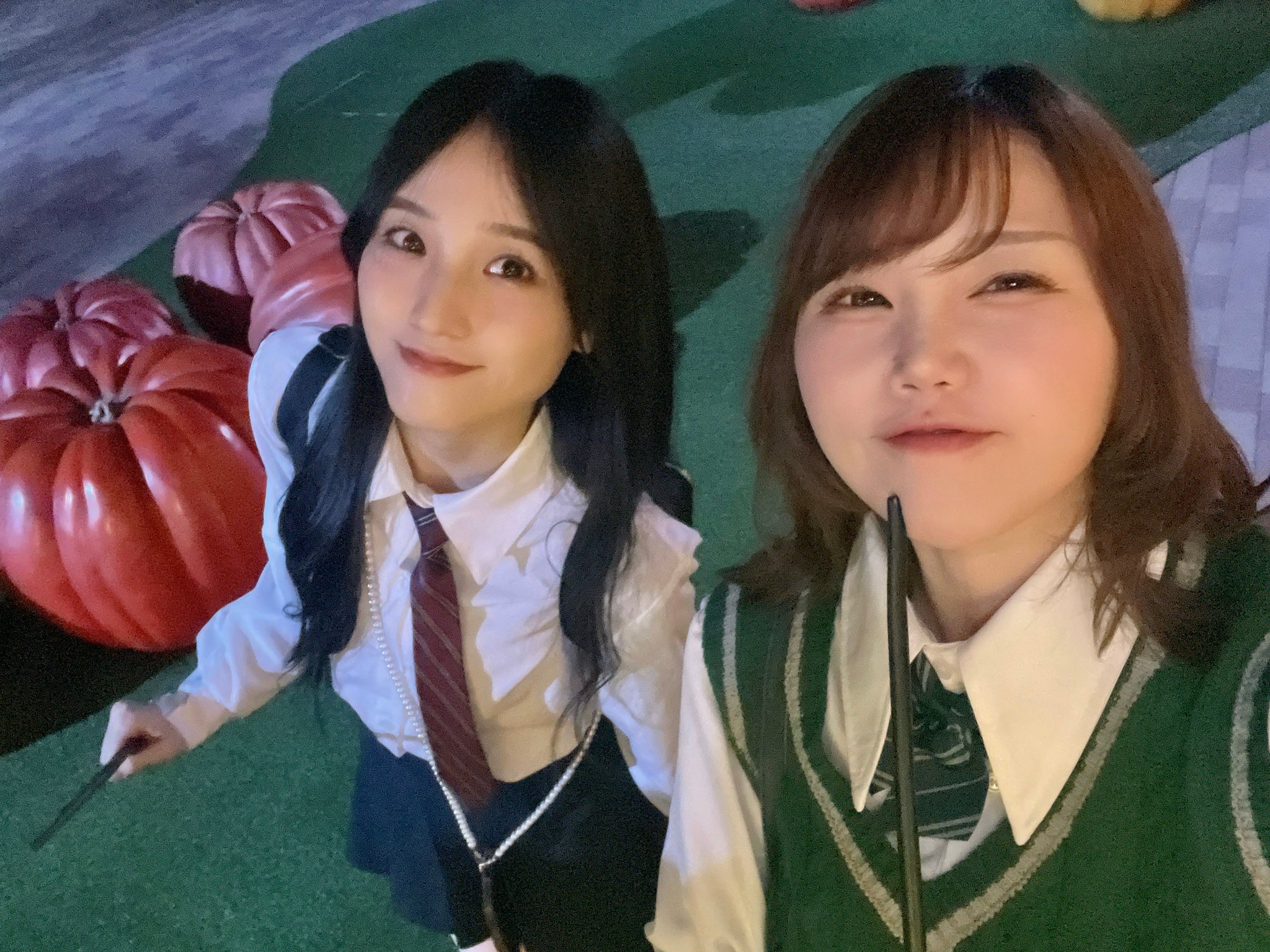 塚本舞 先日 #塚本舞 さんとThe Making of Harry  Potterツアーへ行ってきました！ 今年の誕生日のお祝いに、舞さんが杖と一緒にプレゼントしてくださいました💓😆🪄︎︎◝✩ 楽しかった〜！！  載せたい写真が多すぎます✨ #スタジオ ...