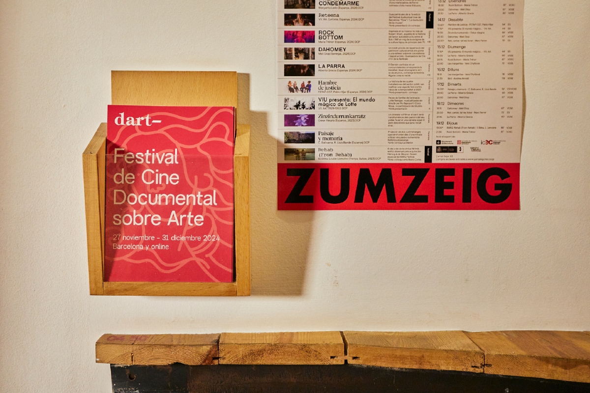 DartFestival's tweet photo. Gran cap de setmana a @cinemamalda i @ZumzeigCinema ! Aquí us fem un resum d'imatges que tanquem amb la presència de Lisa Immordino Vreeland, la directora de JEAN COCTEAU que ens va acompanyar per presentar la seva pel·lícula sobre l'artista.
#dart2024 https://t.co/qjk1GrESf9