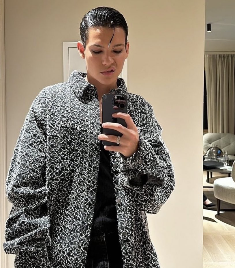 Ina 💜 it's always OMAR'S YEAR tweet media