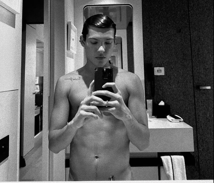 Ina 💜 it's always OMAR'S YEAR tweet media