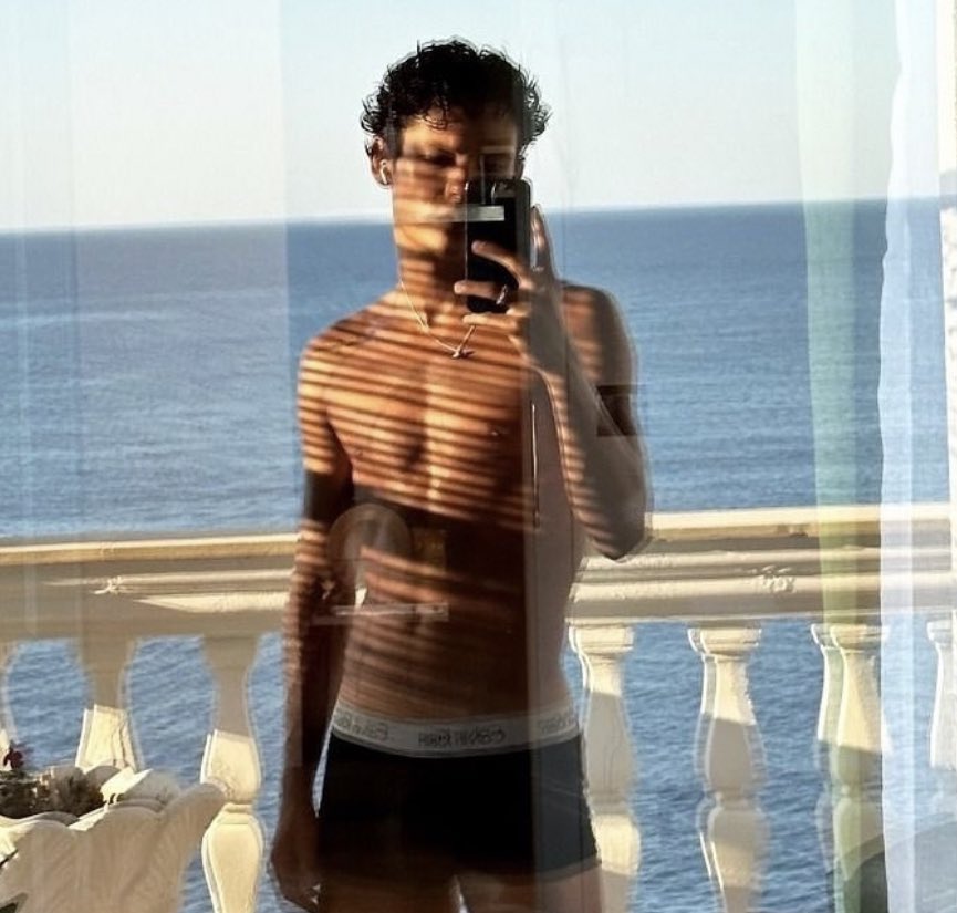 Ina 💜 it's always OMAR'S YEAR tweet media