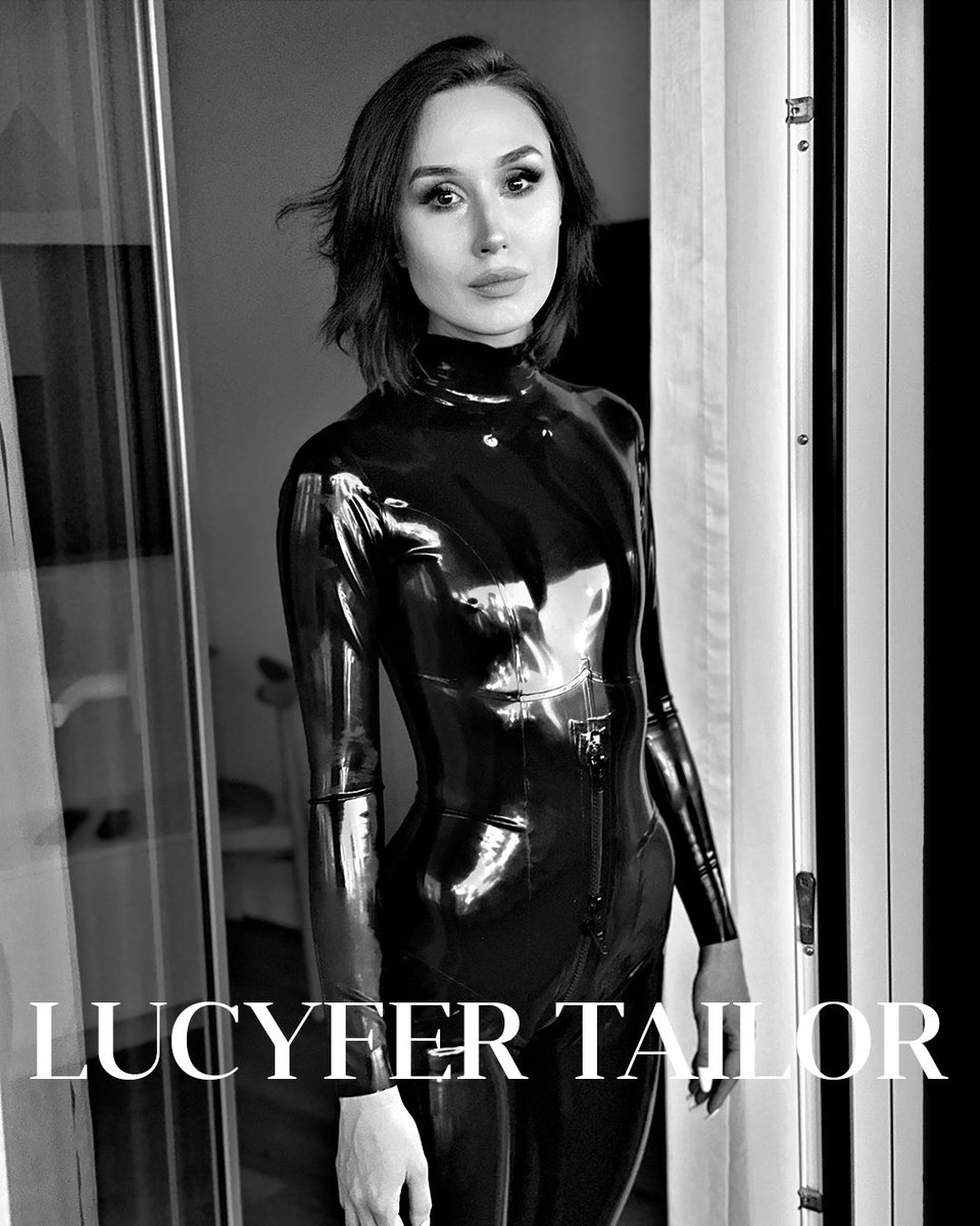 lucyferorg's tweet photo. Model "sims" catsuit - so I'm adding more pictures.  Available on order. Shipping worldwide.  latex: Interested in buying? write a message on IG: lucyferorg or https://t.co/0os2QLvIdm 

#Latexlover #Latexbeauty #Fashion #Rubber #Wetlook https://t.co/w764eXULCT