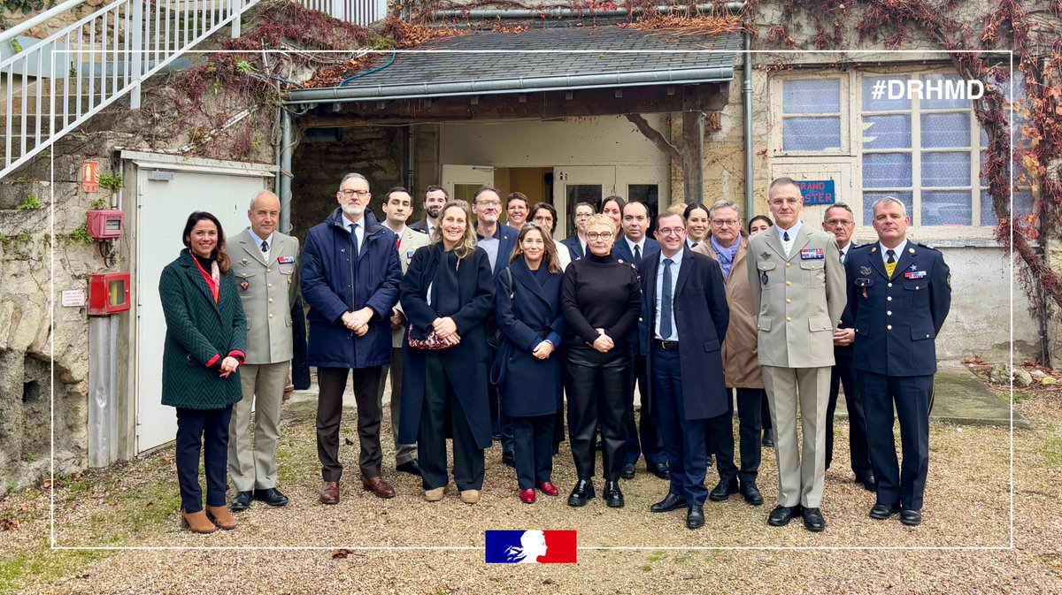 ThibautVanssay's tweet image. #MeFaré
💬 Nous avons un trésor insuffisamment connu au ministère @Armees_Gouv.
🌟 Merveilleuse matinée à la découverte de la Maison d&apos;Enfants Favorisant l&apos;Accueil à Responsabilité Educative (#MeFaré) de la la Roche-Guyon.