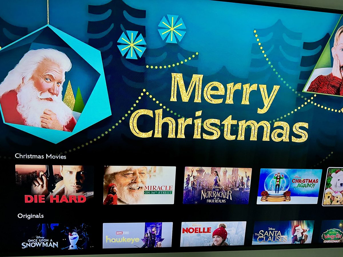 muppetmoment's tweet photo. Not being one to start anything but if Disney says itโs a Christmas film โฆโฆ
#OhYesItIs #OhNoItIsnt ๐ https://t.co/uEhq0UJHwV