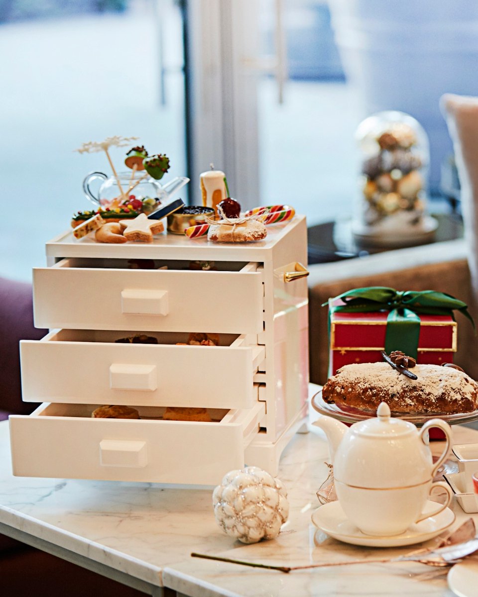 Celebrate the festive season with afternoon tea at Kempinski Hotels. What makes your perfect afternoon tea moment? 🍵♨️ 

bit.ly/3t7AjVS