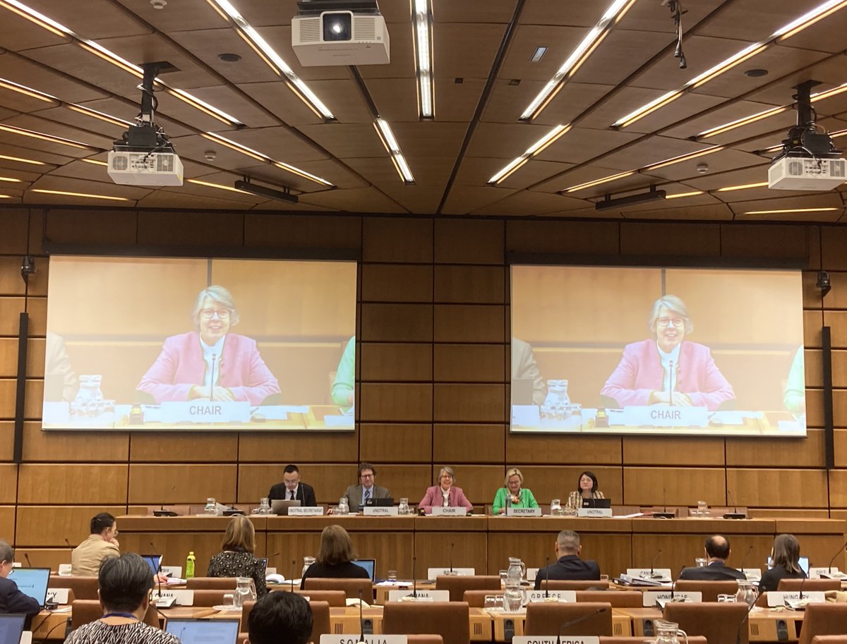 Anna Joubin-Bret tweet media