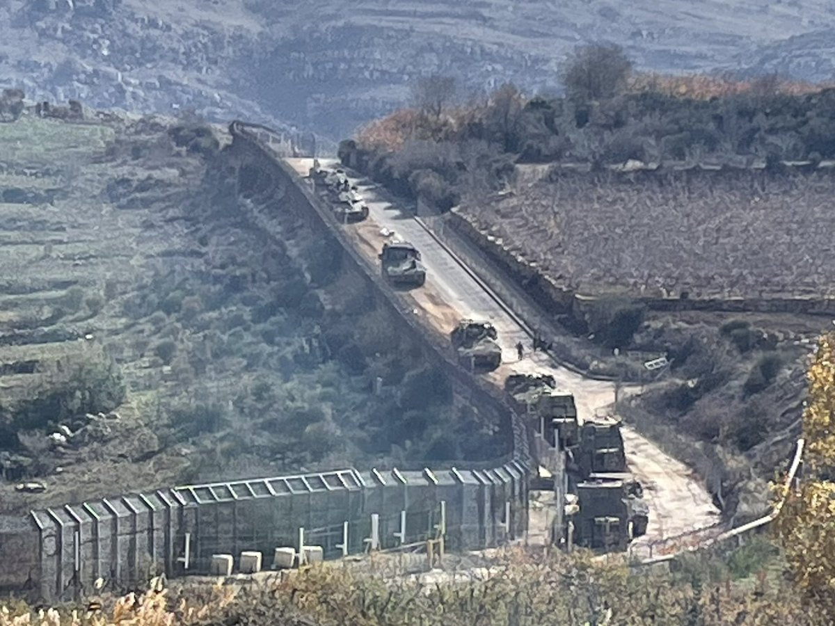 Israeli tanks at the buffer zone with #Syria - #GolanHeights