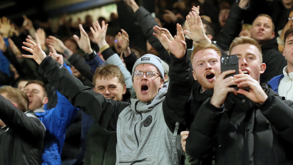SwansOfficial's tweet photo. Outstanding support at Kenilworth Road on Saturday ❤️

Check out the fan gallery 👉 https://t.co/QXa5ywjwbC

@PureCyberLtd | #Swans https://t.co/pebOSh3QYk