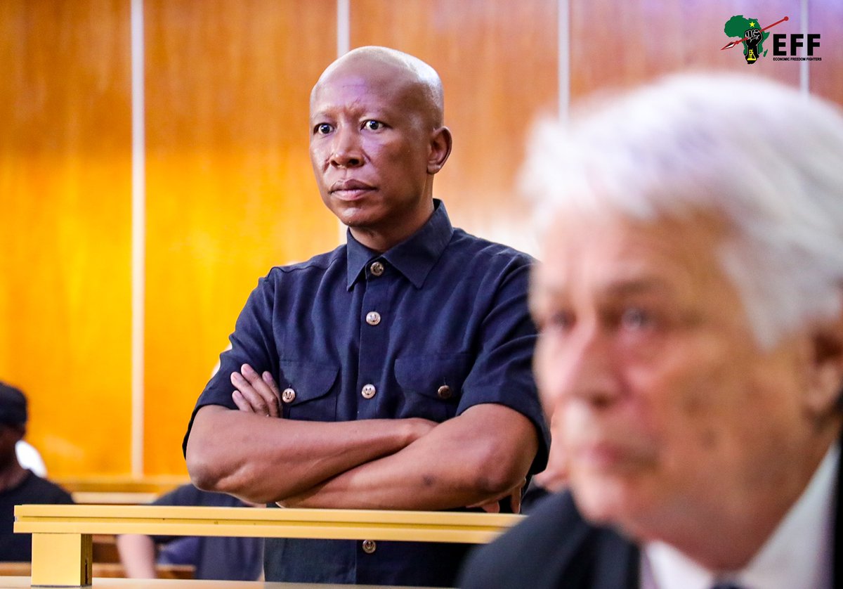 ♦️In Pictures♦️ President, Julius Malema at the East London Magistrate's Court. Closing arguments on the alleged discharging of a firearm at the EFF 5th Anniversary Celebrations in 2018, will be taking place.