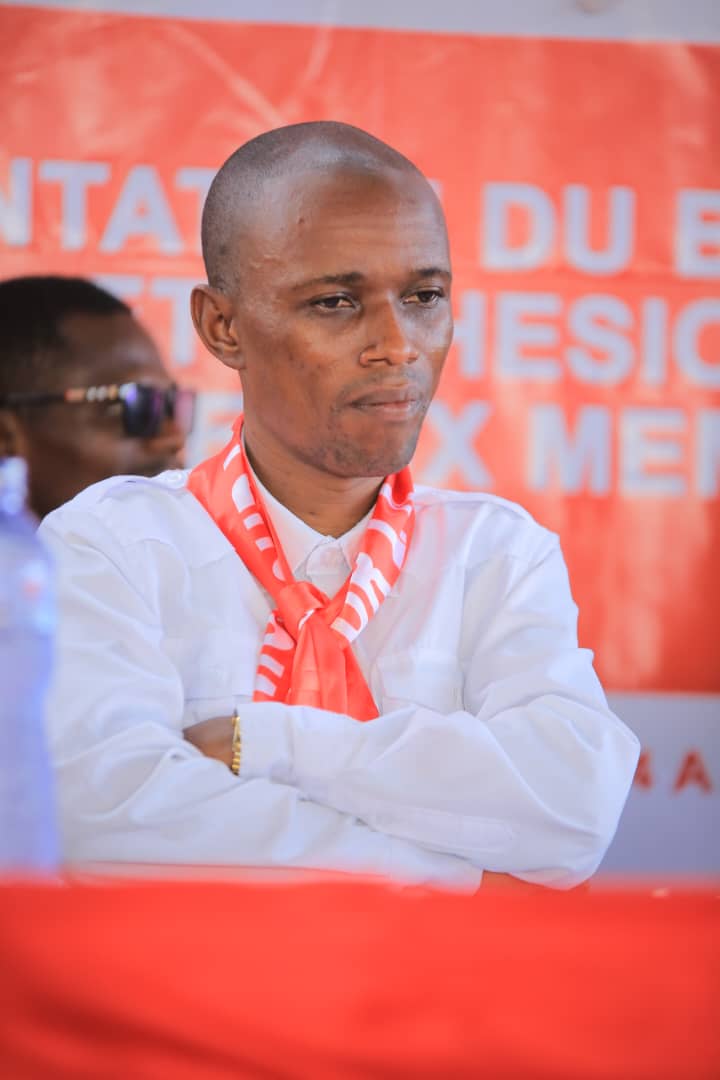 cedrickfuani600's tweet photo. Joyeux anniversaire à l'honorable mboma gaboriain la force de l'u n c l'oeil du chef cette soit une année de grâce de bonheur et de longévité https://t.co/1yvufoG6w3