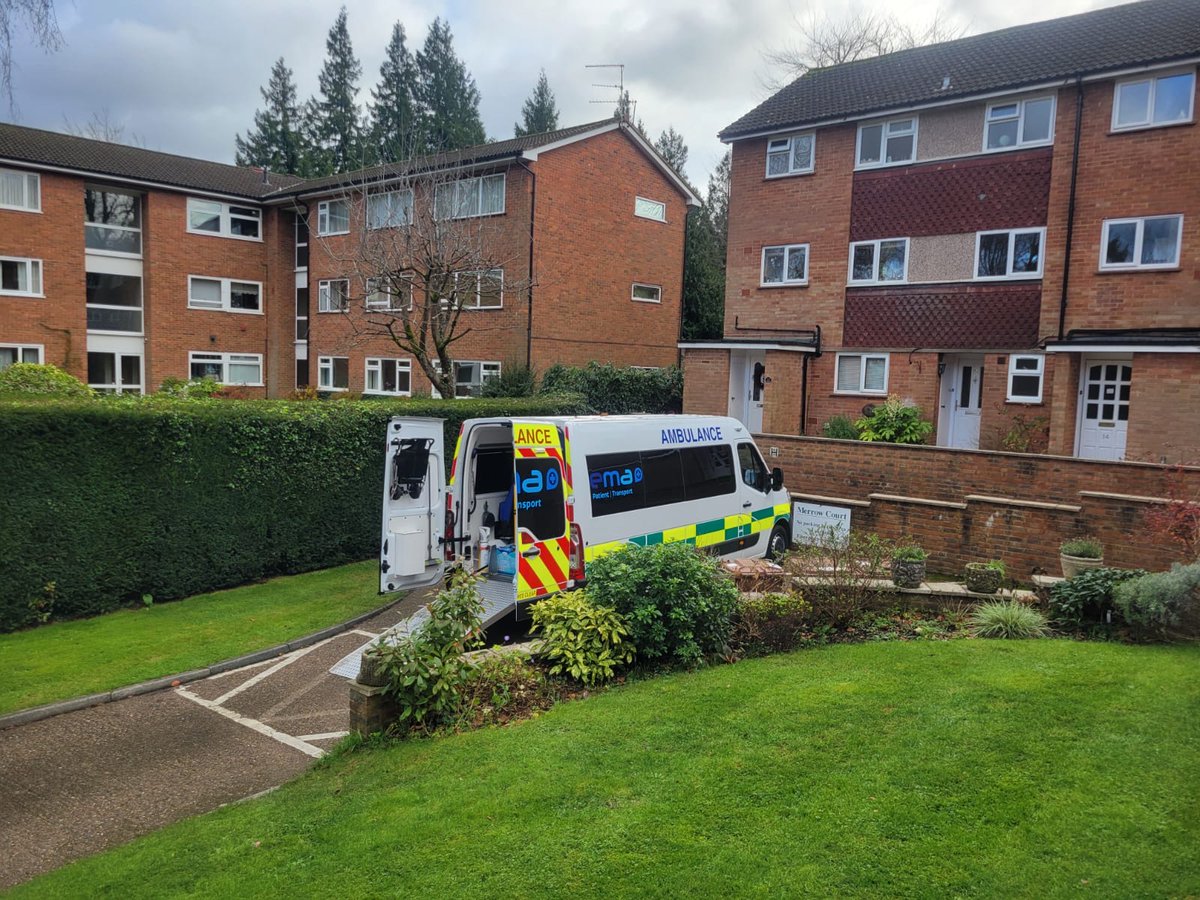 Pick up from clients house in Guildford and transported to <a href="/CHDliving/">CHD Living</a>'s Catherine's care centre. Tricky situation with the stair lift but EMA got the job done with ease.
Find out more about EMA's private ambulance services 👇
emapatienttransport.co.uk/private-ambula…