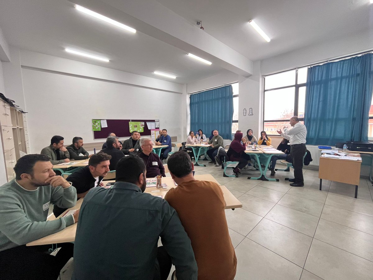 BurdurMEMARGE's tweet photo. Bu süreçte bilgi birikimlerini paylaşan eğitimcilerimize ve eğitime katılan tüm öğretmenlerimize teşekkür ederiz.
@tcmeb 
@Burdurvalilik 
@BurdurilMEM 
@Muhammed0744 
@orav2008 https://t.co/S7CFiaBDRO