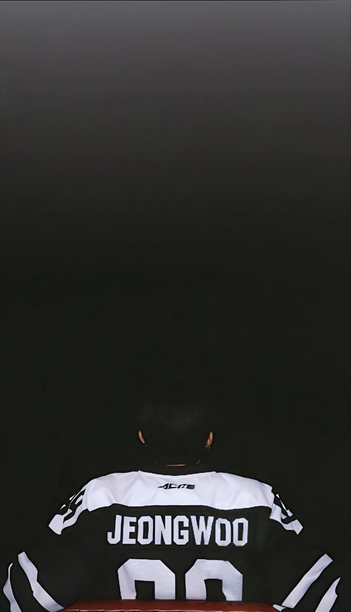 dreamingofwoo's tweet photo. Wallpaper version of my new favorite hockey team, TR10 and my fave hockey player wearing jersey #99 💎🐺🏒🤍🖤

(I put no watermarks, so feel free to use it and no need to thank me 😉 just please stream Last Night MV 🙏) https://t.co/Fstp5zY24I