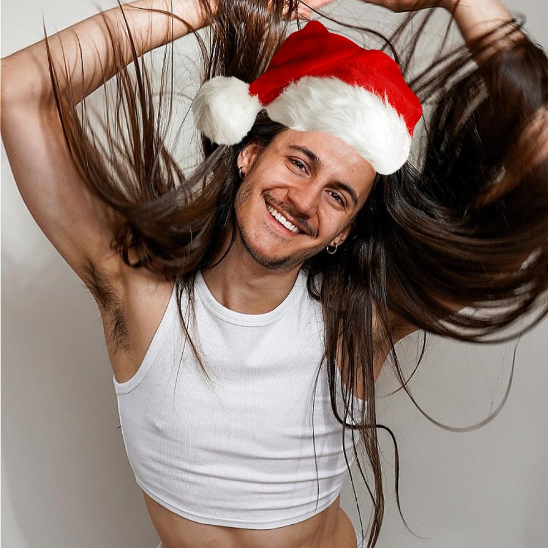 Start the week with an act of generosity! 

You can give the gift of theatre this Christmas. Donate in someone else’s name and they can take all the credit for your act of generosity. 

You’ll feel like this  👈

Head here: cptheatre.co.uk/Support-Us/CPT…