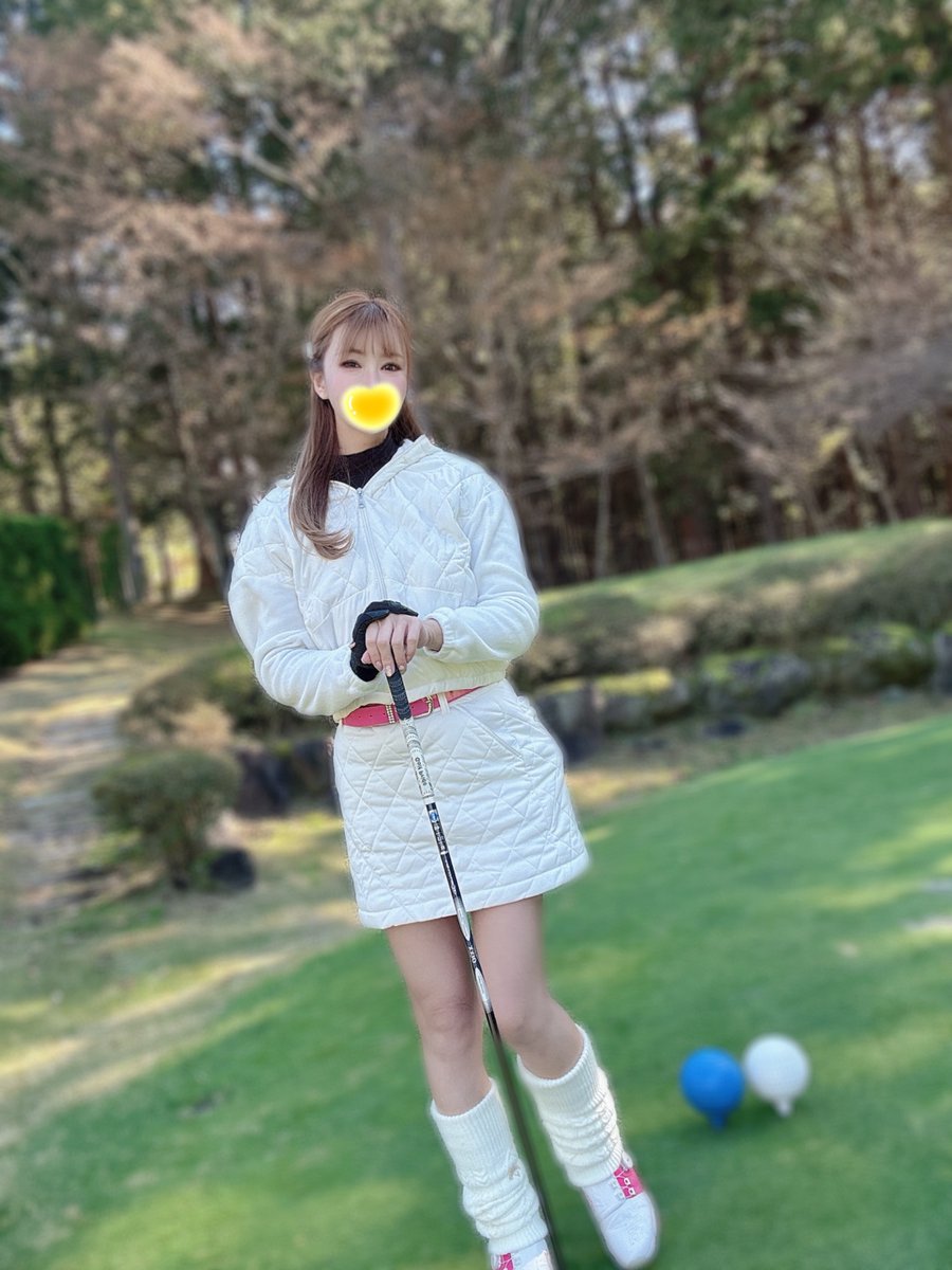 iori_takizawa's tweet photo. 寒いけどゴルフ🏌️‍♀️⛳️
運動したら暖かくなってきました💛
一緒にゴルフする…？ https://t.co/ZKjAVAP5Fu