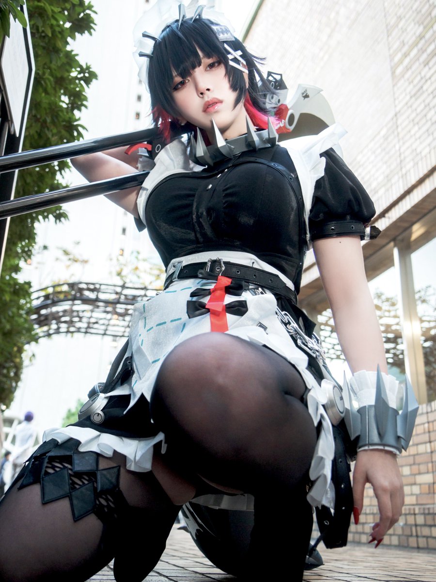 エレン・ジョー🦈 #cosplay https://t.co/QrQPOzpxnT