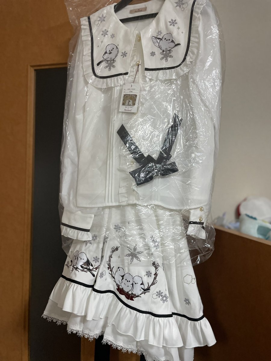 min156156's tweet photo. 昨日はアマベルで取り置きしたかわいいかわいい真っ白なお洋服を買ってきました🫶
#Amabel https://t.co/e0BsKUbzgK