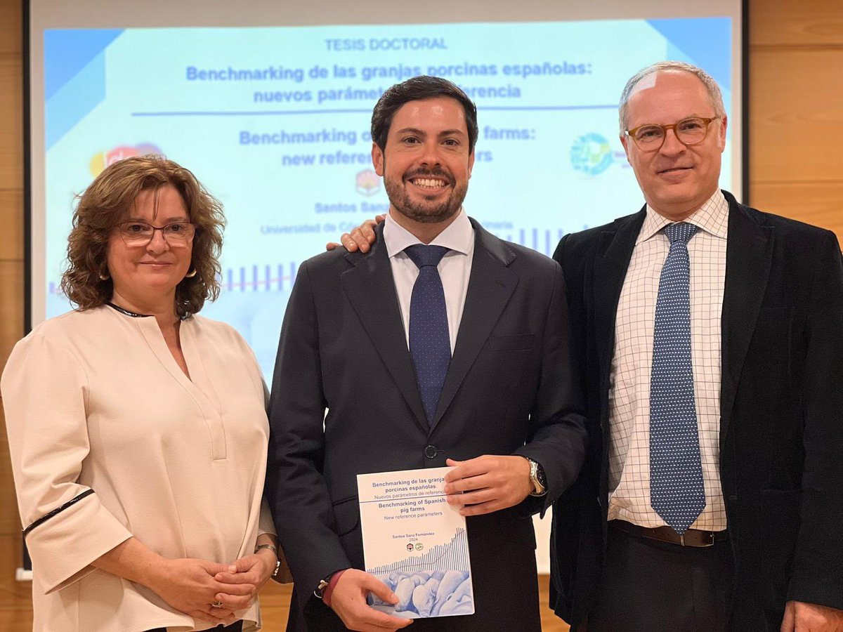 Enhorabuena a nuestro investigador Dr Santos Sanz <a href="/SanzSF/">Santos Sanz</a> por su tesis doctoral sobre porcino y benchmarking, codirigida por <a href="/VRguezEstevez/">V. Rodríguez Estévez</a> de <a href="/VeterinariaUCO/">Facultad de Veterinaria UCO</a> y Dra Raquel Quintanilla de <a href="/irtacat/">IRTA</a> con colaboración d <a href="/bdporc/">BDPorc</a> para mejorar eficiencia #sostenibilidad #bienestar animal