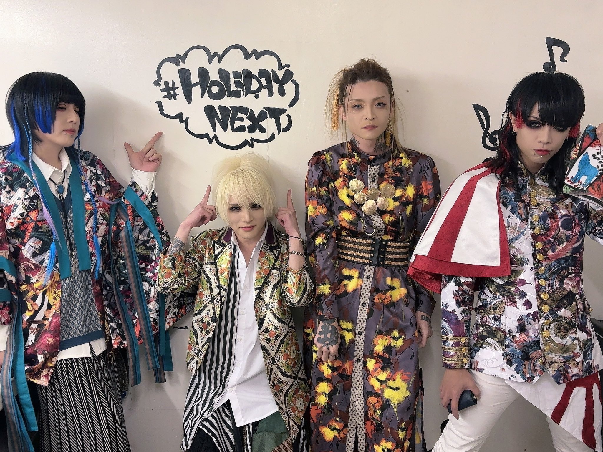 アマミツゝキofficial (@mayonakarecords) / X