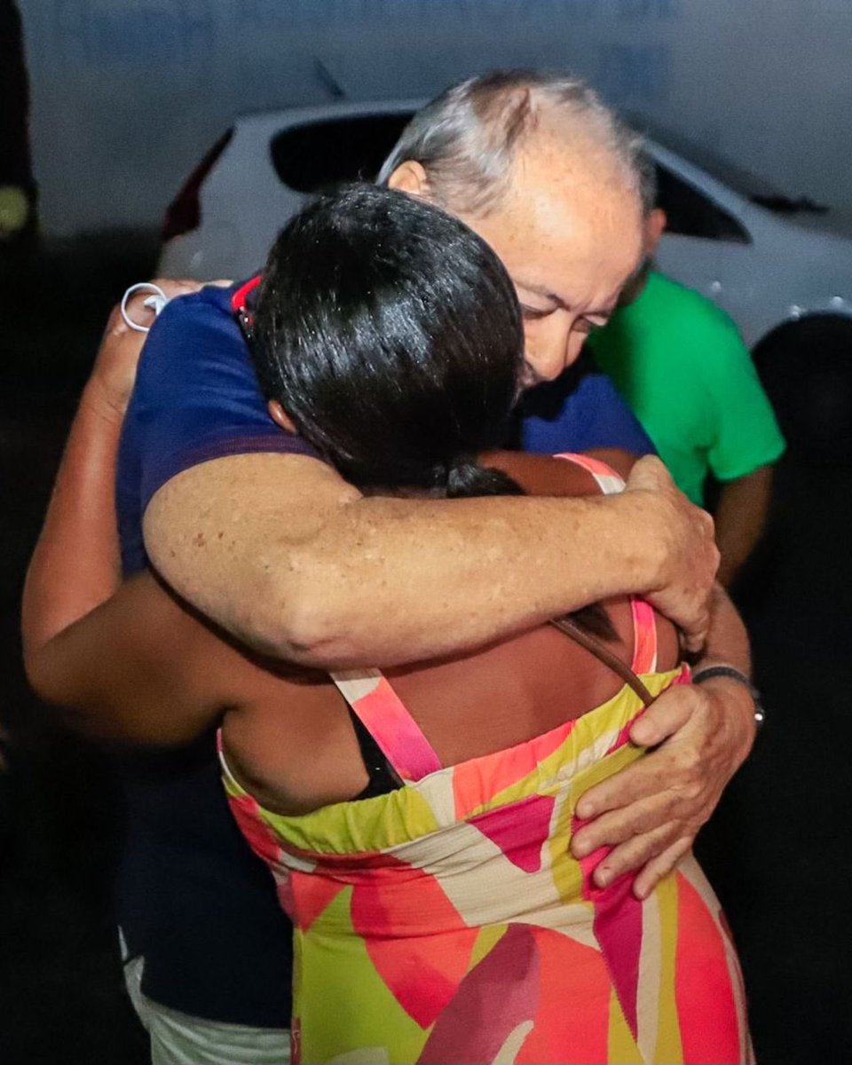 Confiança e esperança por uma Teresina melhor são os motores que nos impulsionam. Que esta nova semana traga oportunidades para seguirmos com nosso trabalho e fortalecermos os diálogos. Vamos juntos construir o melhor para nossa cidade! Boa semana a todos!