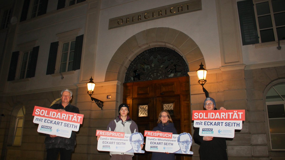 Dass #CumEx-Whistleblower Eckart #Seith vor Gericht steht, ist eine absurde Ungerechtigkeit. Nur dank seiner Enthüllungen war es in vielen CumEx-Fällen überhaupt möglich, zu ermitteln. Ohne ihn wären viele Täter ungeschoren davon gekommen.