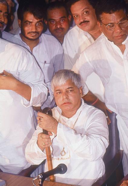 sarpanchsaheb4's tweet photo. नाम- लालू प्रसाद यादव

गाँव- फुलवरिया ( ब्राह्मण बाहुल्य) 
जिला- गोपालगंज

पिता नाम- कुंदन राय
ससुर नाम- शिव प्रसाद चौधरी

जाती- अहीर
शाखा कन्नौजिया/कान्यकुब्ज
गोत्र/मूल खीरहा 

कन्नौजिया अहीर राय और चौधरी उपाधि ही लिखते है अब यादव लिखने लगे है !
@laluprasadrjd ❤❤ https://t.co/AhcST9Bedf