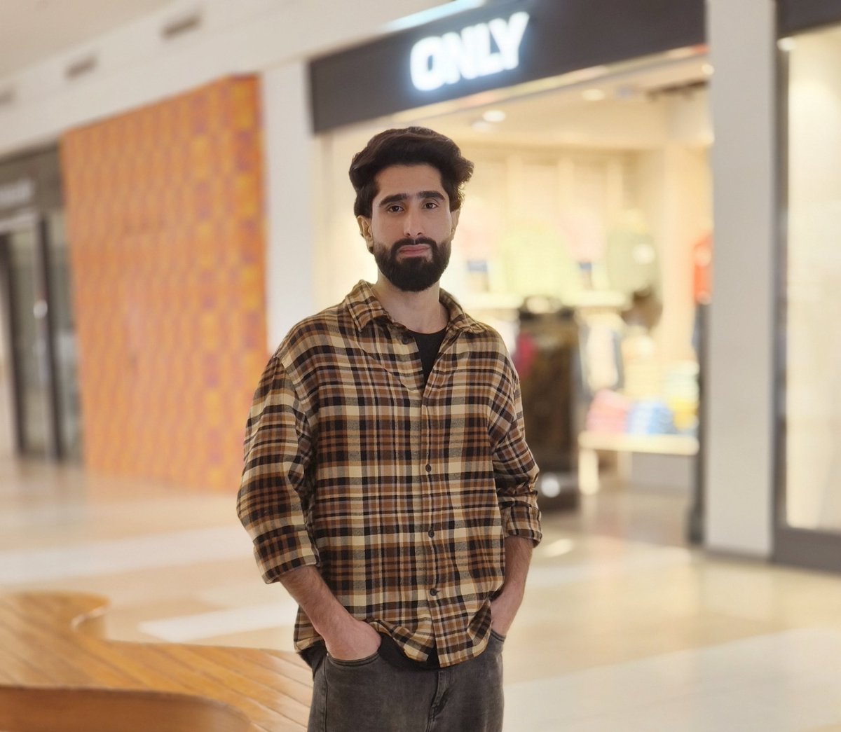 Ruman_hamid's tweet photo. 🥀🤍

#ruman #rumanrh5 #rumanhamid https://t.co/mfl2QQCEtU