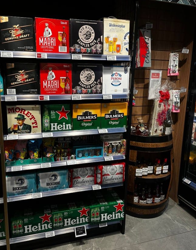 OBriensJunction's tweet photo. Christmas gifting made easy 🎁✨

Create the perfect hamper with your loved one’s favourite treats &amp; drinks, or pick from our ready-made options.

Prices start at just €20 👌 https://t.co/nYa5DTmlpt