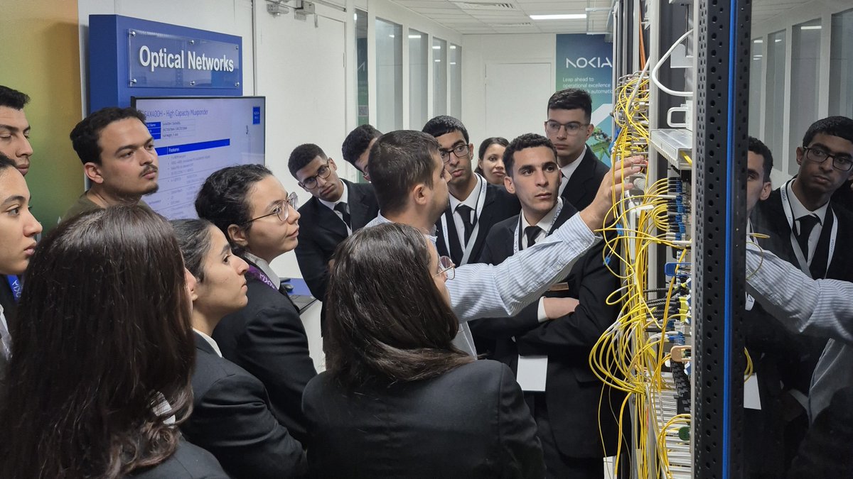 nokia's tweet photo. This week our new Innovation Center in Morocco hosted 100+ engineering students from #EMI & #INPT, showcasing cutting-edge tech & empowering future innovators.
More about the centre: https://t.co/IJwk23cJV4
@INPTweets
@EcoleMohammedia
#DigitalMorocco2030 #TeamNokia https://t.co/x2vuOjhgZm