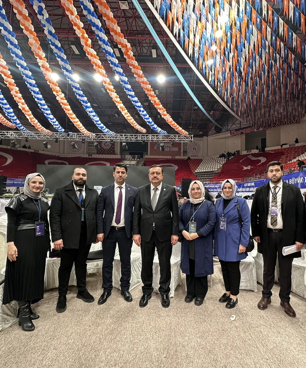 Avmahmutaydinn's tweet photo. AK Parti Gaziantep 8. Olağan İl Kongresi, Cumhurbaşkanımız ve Genel Başkanımız Sayın Recep Tayyip Erdoğan’ın teşrifleriyle büyük bir coşku ve heyecanla gerçekleşti. Bu önemli günde, teşkilatımızın her kademesinden büyük bir birlik ve dayanışma örneği sergileyen tüm  arkadaşlarımıza teşekkür ediyorum.

Kongremiz vesilesiyle şahsıma yeni yönetimde görev alma onurunu veren İl başkanımız Sayın Fatih Muhaddis Fedaioğlu’na minnettarlığımı sunuyorum. Bu güven ve sorumluluğu layıkıyla yerine getirmek için var gücümüzle çalışacağız.
@RTErdogan 
@erkankandemir 
@fmfedaioglu 
@AKPartiG_Antep 
@fyzllhkilic1 
@AvKagan 
@AvAhmetErkan27 
@avhaticeensari 
@Emnylmaz96 
@caglayanyavuz 
@hhasansadic 
@d_ozkececi