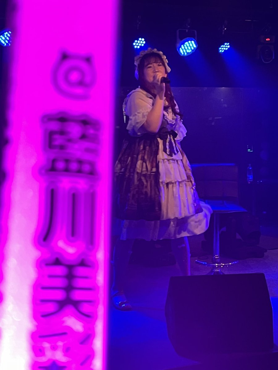 misacyanohen's tweet photo. #藍川美彩

生誕祭ライブ！
お歌も表情管理も表現力満点◎でした！🧜‍♀️

新曲披露もあったよーー🎤♬ https://t.co/bVXpFF9pC1