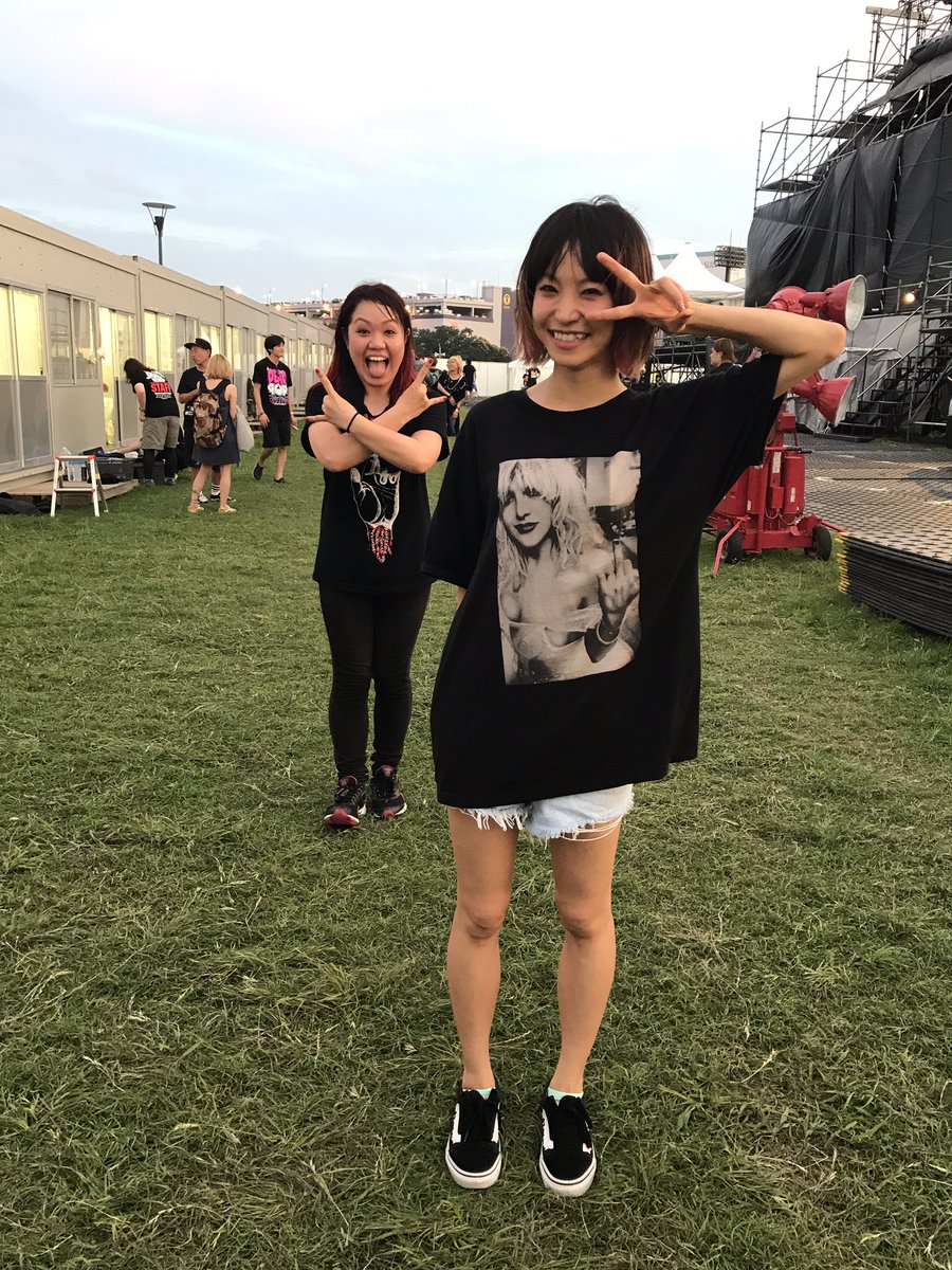 xxdrUkeQU49DVbh's tweet photo. ROOMIC最終回なの寂しすぎる😭
合わせましょうめちゃくちゃ好き🤣
最終回にナヲちゃん誘ってくれて最高すぎるよ🤣
昨日の夜何回も観てた🤣
ROOMIC観た方でホルモン気になった方!!近くにあるCDショップでぶ生き返すと予習復習のアルバムを買おう🤩🤩
最高なサプライズありがと🥰🥰
#LiSA
#ROOMIC https://t.co/uzgqQV6c8E