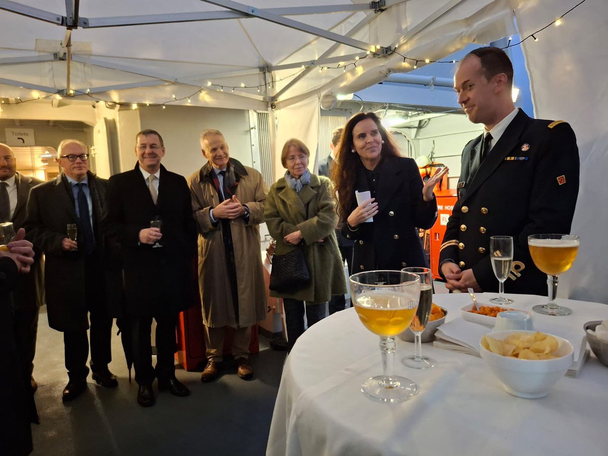 K2Vlierberge's tweet photo. So proud to welcome @TheBelgianNavy patrol Vessel #BNSCastor to @DublinPortCo.

🙏@Commandant_Cstr &amp; the crew for marking the end of our 4 years @NATO CPE Mandate with a fantastic reception.

🙏 @defenceforces &amp; @naval_service for your unwavering support! 

#StrongerTogether 🇧🇪🇮🇪 https://t.co/zEe827Q0vo