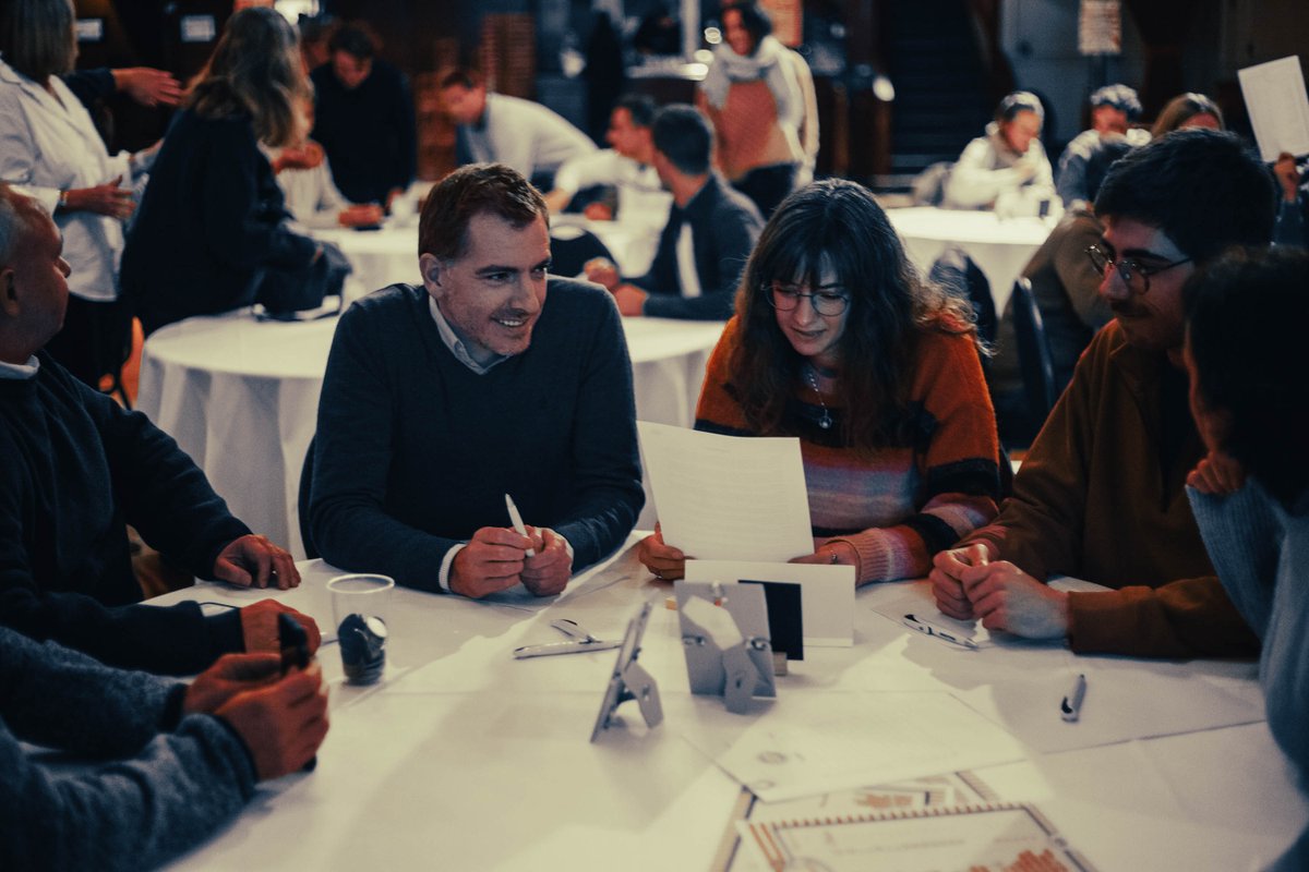 brightfish_be's tweet photo. What a night. So glad we did this! 😁 The Pub Quiz was a hit and next year will be even better.
For many more beautiful photos (thank you, Peter Forret) of the evening, go to https://t.co/Q6sNomdAFs.

#BrightfishPubQuiz #event #pubquiz #trivia #media https://t.co/FFJO5X7WWc