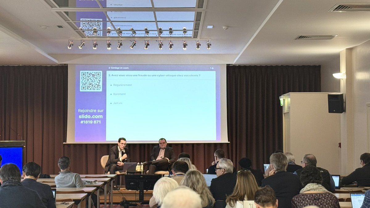 EnsembleAgirFr's tweet photo. Suite avec #risquecyber #associations devant un public nombreux et attentifs 
#seminaire #starcac https://t.co/hSdorbIACf
