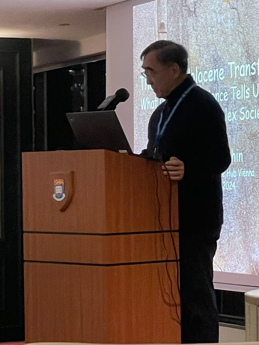 anu_ceh's tweet photo. Professor Richard Wong introducing Professor Peter Turchin #AHEC2024 @QuantHistoryHKU https://t.co/MdyRsOKp9g