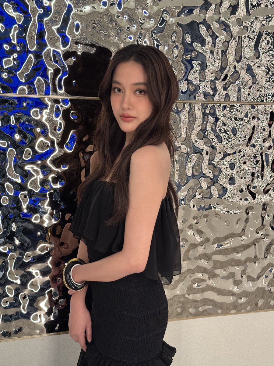ใครก็ได้ช่วยที เราเจอผีแล้วเผลอยิ้ม🥰
“ฟรีน สโรชา” กับบทผีสาวที่สวยที่สุด
มาลุ้นว่าความลับที่อยู่ในหนังคืออะไรกันแน่?

#ไรเดอร์เจอผี #ไรเดอร์ 
#RiderMovie #srchafreen