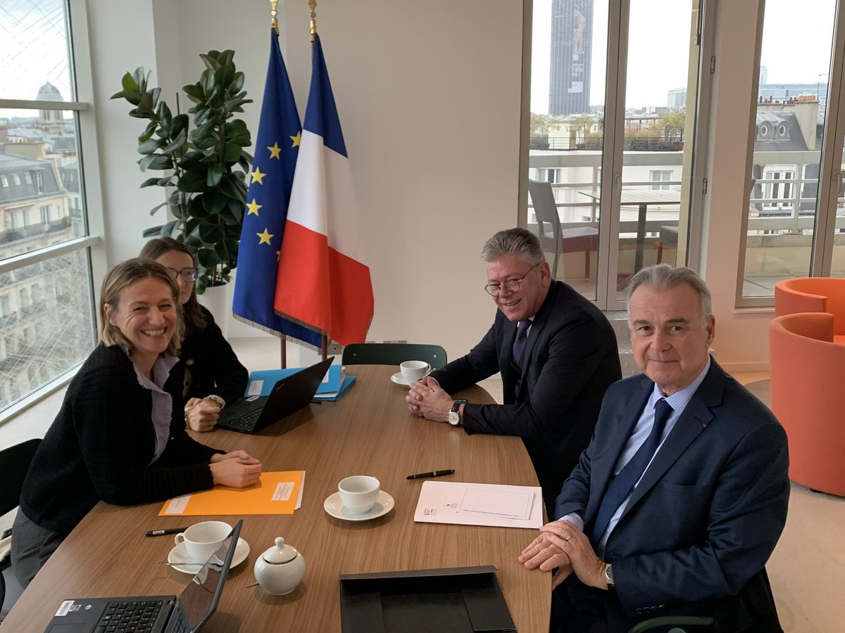 U2P (@u2p_france) on Twitter photo #Apprentissage, #assurancechômage, concertation sur les #retraites, élections #TPE..: large tour d’horizon des dossiers sociaux ce matin avec la ministre du Travail <a href="/AstridPanosyan/">Astrid Panosyan-Bouvet</a> pleinement à la tâche. #Apprentissage, #assurancechômage, concertation sur les #retraites, élections #TPE..: large tour d’horizon des dossiers sociaux ce matin avec la ministre du Travail <a href="/AstridPanosyan/">Astrid Panosyan-Bouvet</a> pleinement à la tâche.