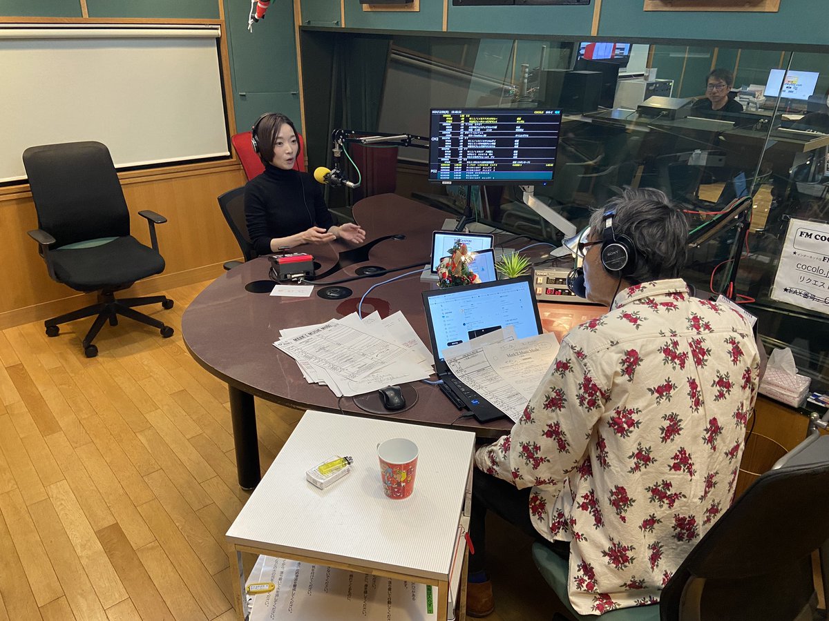 MARKEMUSICMODE's tweet image. #MMM765 のあとは・・・

#CEC765 コリアンエディション🇰🇷
DJ ユニがスタジオに遊びにきてくれました🙌

マーキーがキニナル韓国あれこれを
教えてもらいました😊

#fmcocolo765