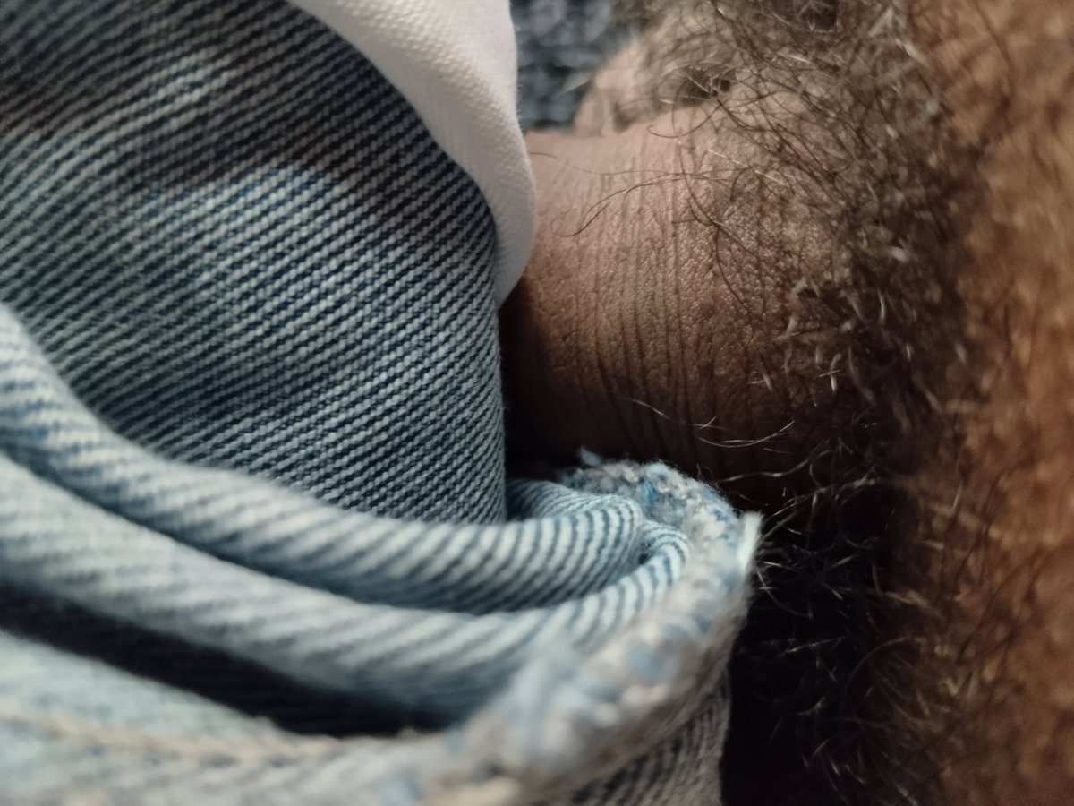 secilmismuz's tweet photo. Duştan çıkıldı hava soğuk saklandı ;) 

#bulge #penisarabul #bisex #bear https://t.co/uiVt4P3aDz