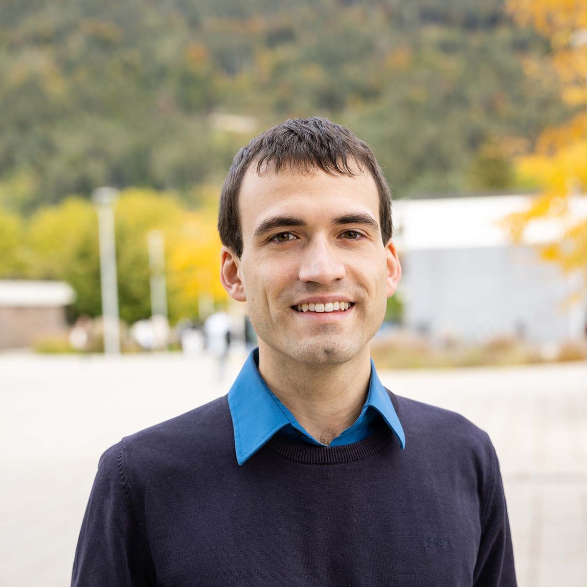 Juri joined #ESD recently. When he's not working, he likes to ride his motorbike, go jogging and climbing 🏍️ 🏃‍♂️ 💻 

#CHES #newHire #new #Developer